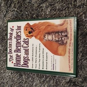 NEW "The Doctors Book of Home Remedies for Dogs and Cats" HARDCOVER